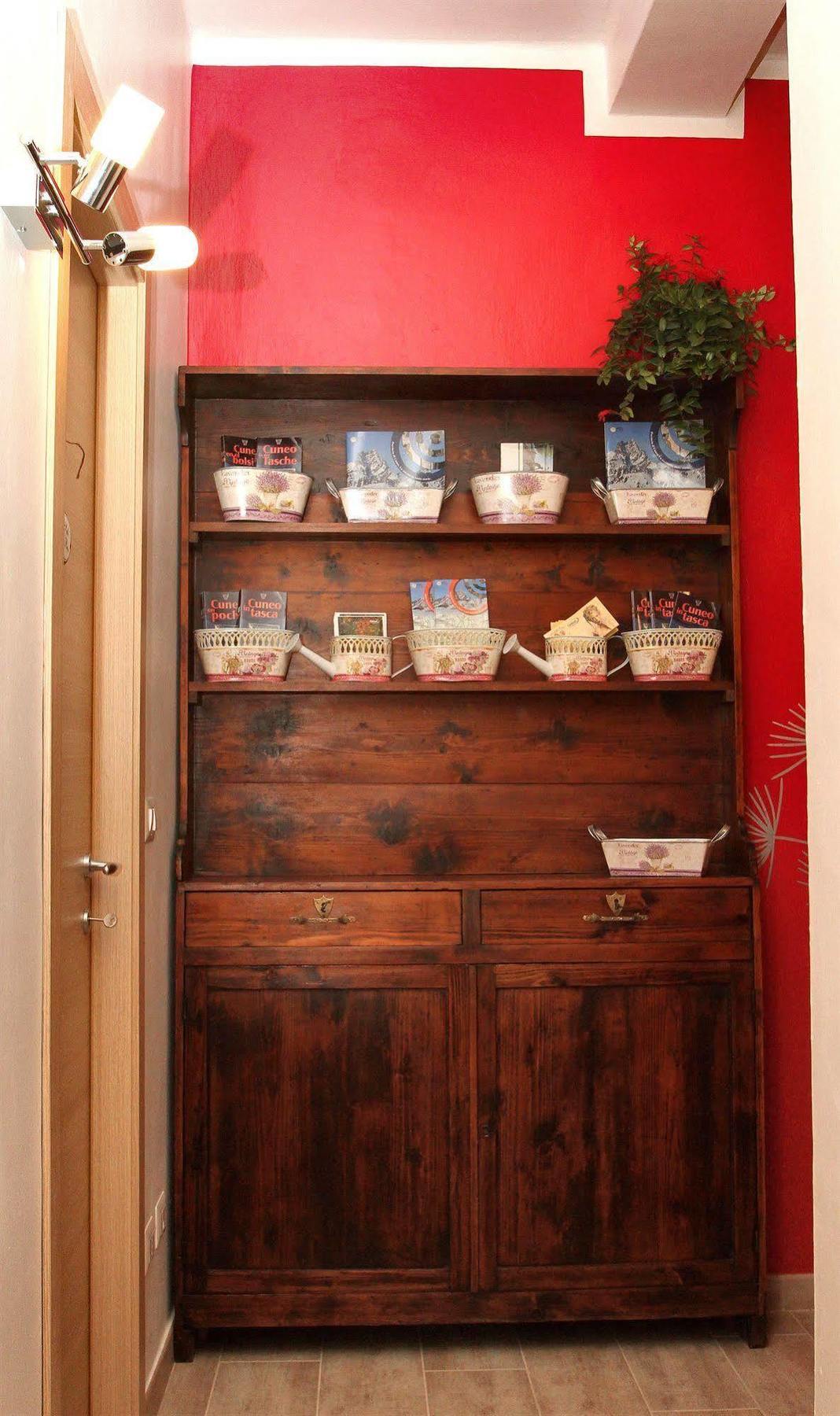 B&B Il Rosso E Il Blu Кунео Екстер'єр фото
